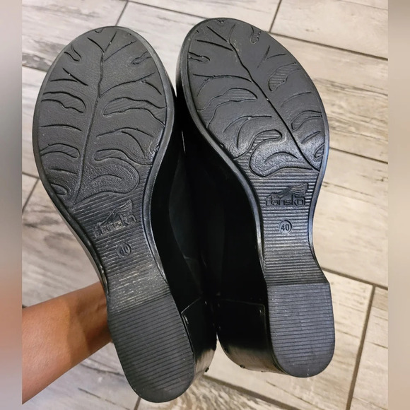 DANSKO Franka black leather wedge ankle strap studs heeled clogs casual W 10.5 - Picture 10 of 16